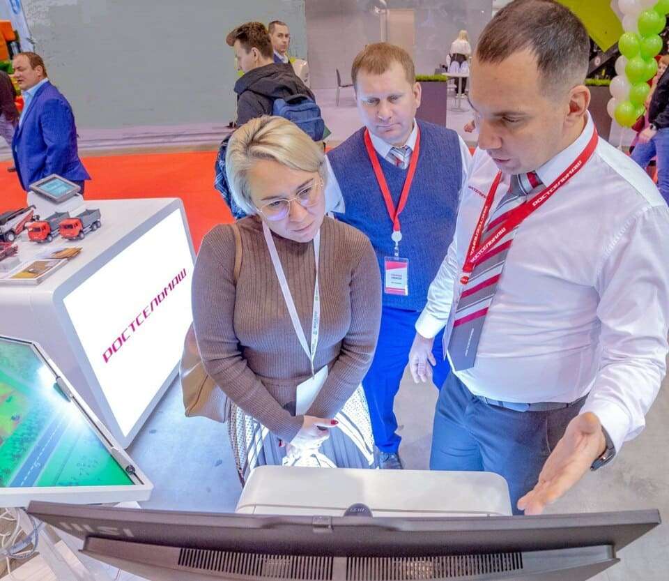 Знакомство с электронными системами Ростсельмаш